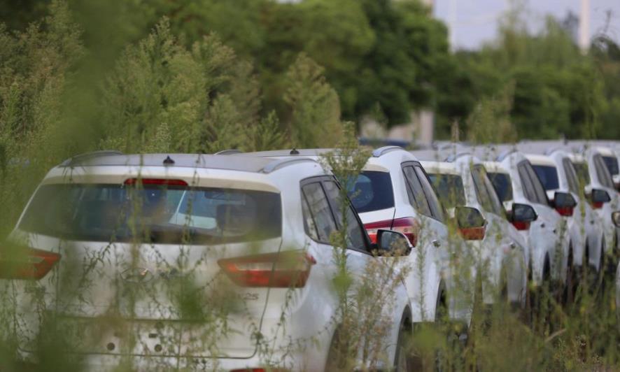 国五车“库存成灾”，为啥不降价甩卖？内行人说了漏嘴