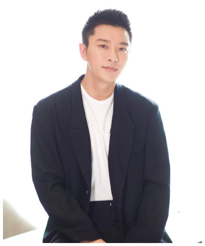 贾乃亮春节首发声,没有李小璐、没有小甜馨