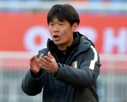 鲁能主帅李霄鹏三线作战充满信心,鲁能并非中