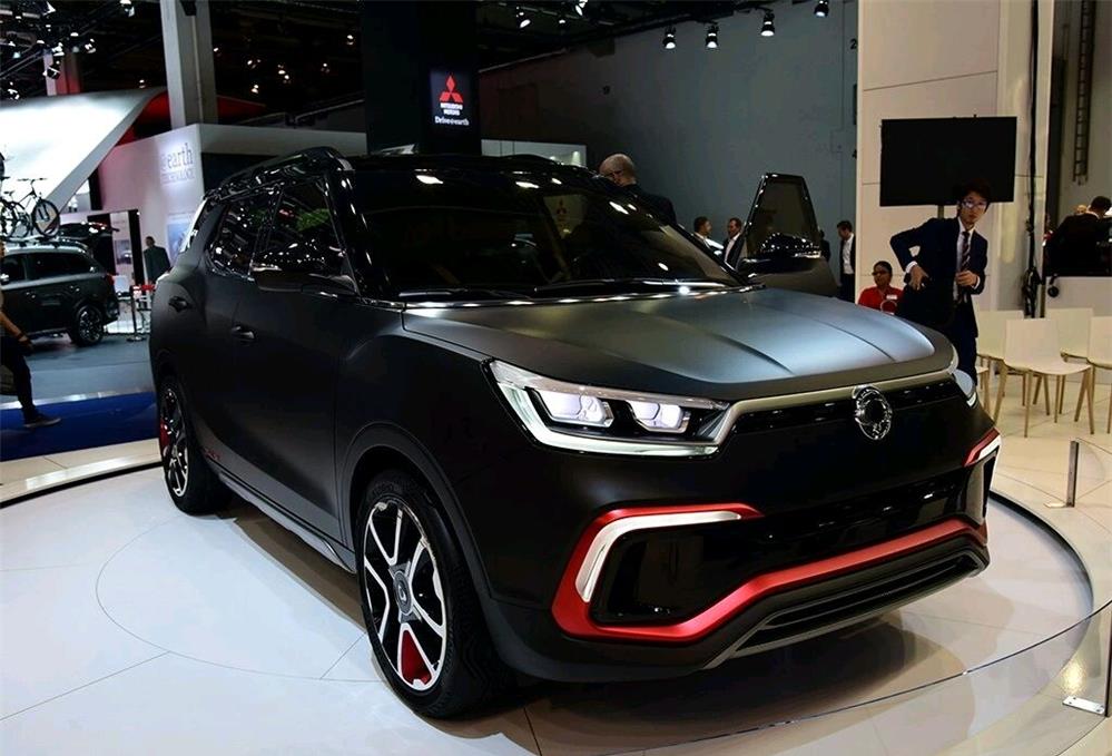 进口的新车比奥迪漂亮，有四个驱动器和七个座位