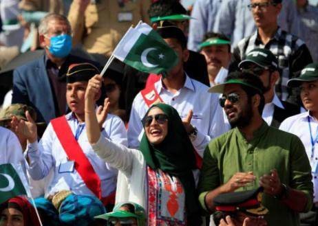 这几个国家都想移民中国,其中一个竟是想举国