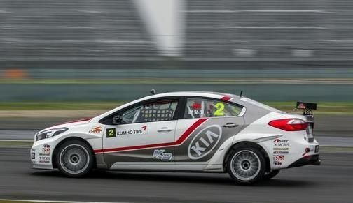 东风悦达起亚开放的标准，科技十足的超级赛车，动感潮流