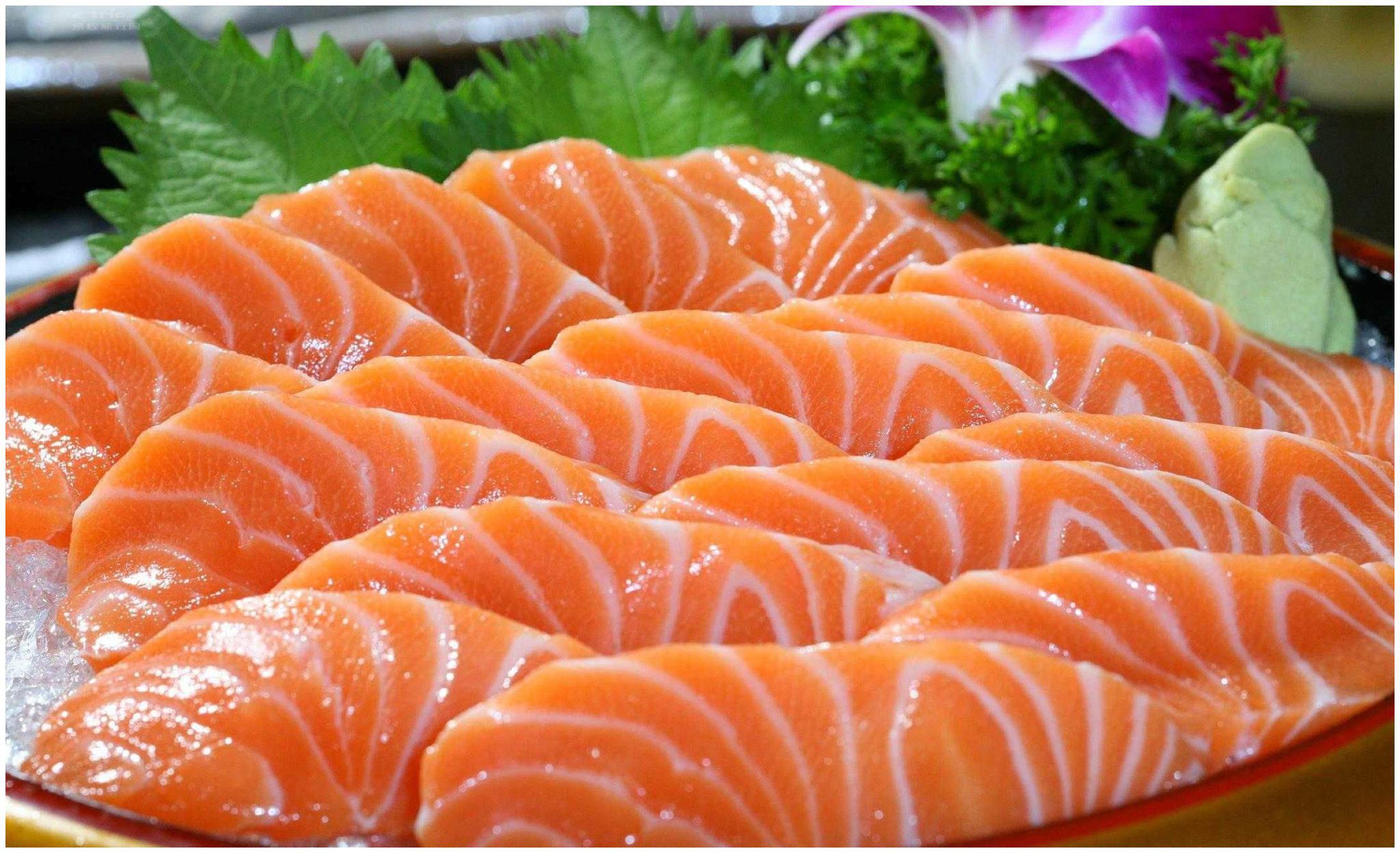 吃刺身三文鱼好处多多 它能美容养颜 也能增强免疫力