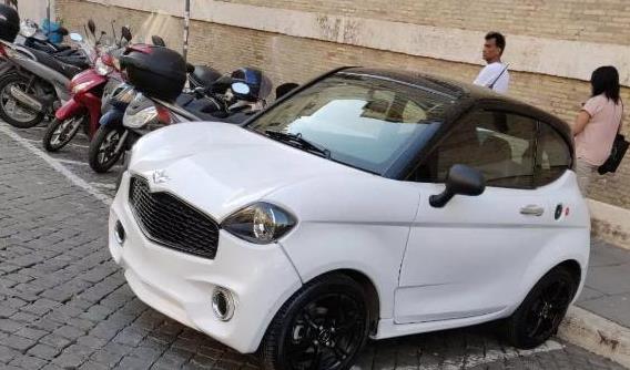 意大利人都开什么车?不是超跑满天飞?他们喜