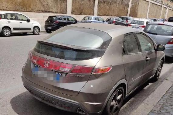 意大利人都开什么车?不是超跑满天飞?他们喜