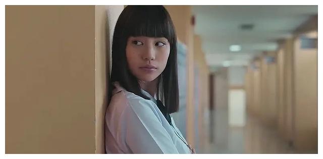 泰国《禁忌女孩》第一集人的两面性