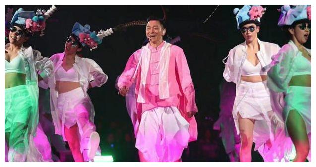 2018红馆演唱会，刘德华连开20场，张敬轩6场，都败给此人
