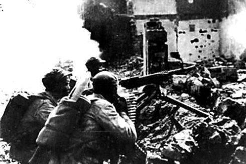 比张灵甫更强悍的国军悍将，三野悍将叶飞因轻敌被歼一个师