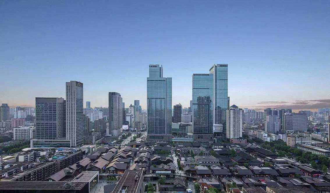 杭州经济总量赶上成都武汉_武汉军事经济学院图片