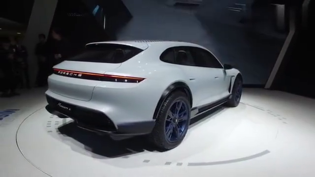 保时捷MissionECUV版亮相日内瓦车展3.5秒破百