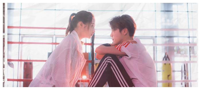 昆凌谈恋爱过往,自曝曾想放弃周杰伦,但最后被