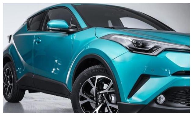 不计成本的SUV,比潜水艇都硬,标配10个气囊,只要15万却卖不动