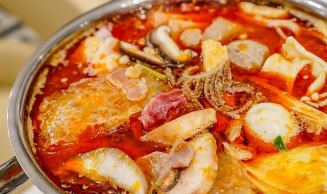 位于杭州余杭CBD五星国际酒店，299=2大1小东星斑主题自助晚餐