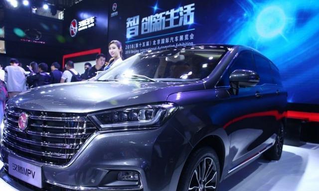 乘坐空间很大的汉腾MPV，造型魁梧满足你的想法和需求