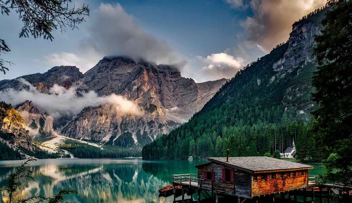 瓦尔登湖深处有什么?...