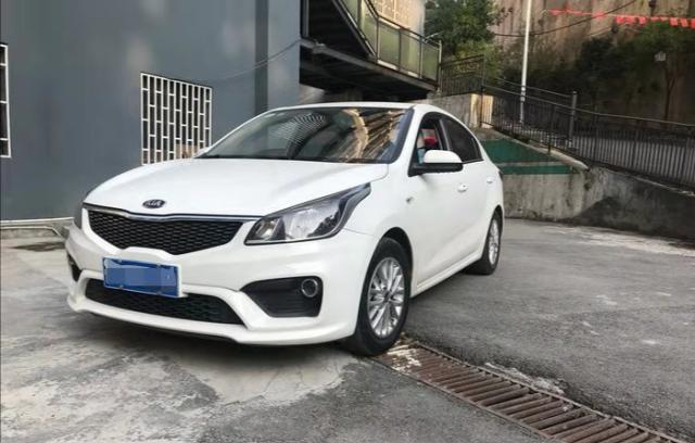 原起亚k2车主试驾全新k2