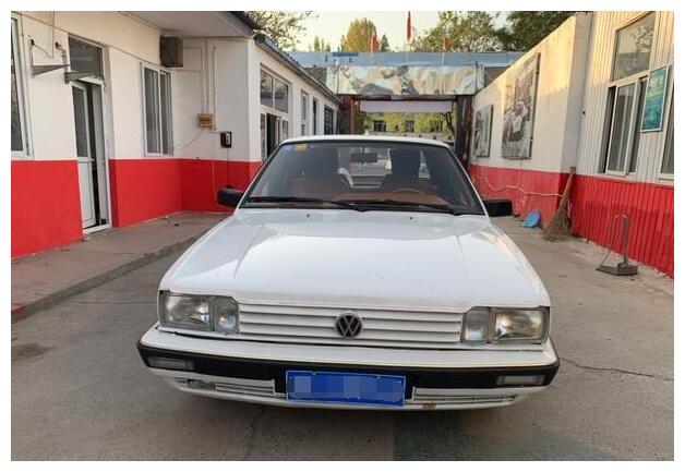 网友花1W8爆改12年老普桑内饰，打开车门一瞬间被震撼到了