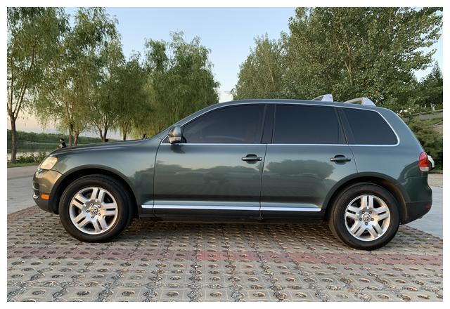历经千里终于搞定情怀大众第一代途锐4.2 V8