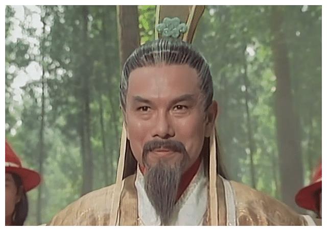 这大概是唯一一个杀害男主身边多人, 男主却拿他没办法的角色