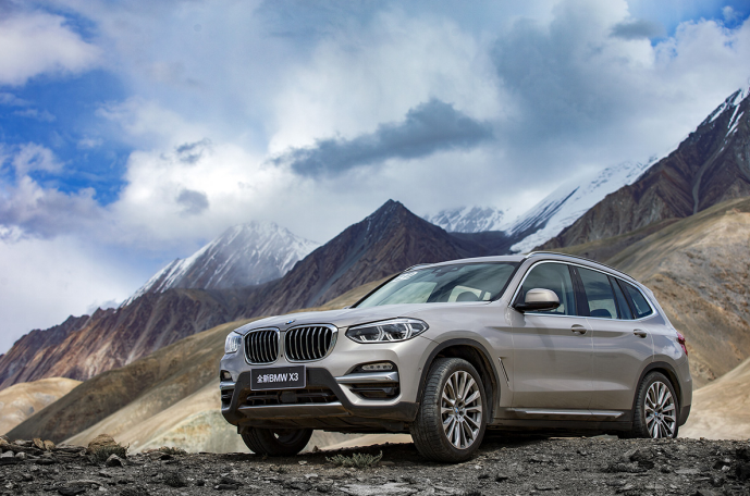 BMW X3 xDrive 25i，实力演绎入门车型的高配哲学