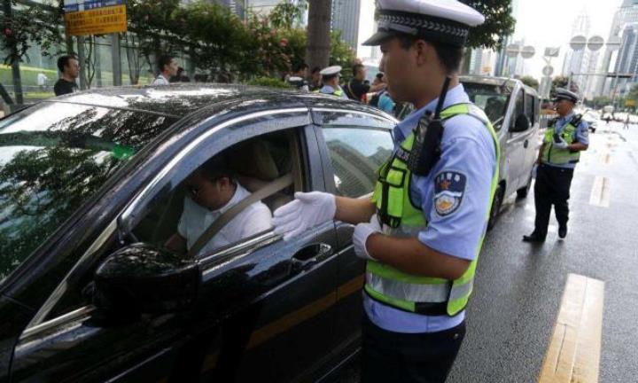 不认识这几个交通标识，别急着开车，学会后再上路少扣分！