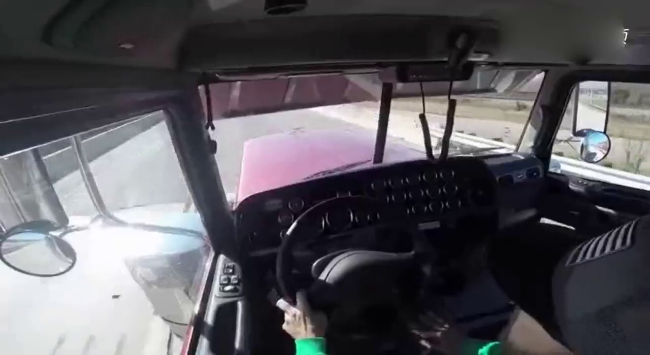 男人心中的梦想卡车，肯沃斯W900，打开车门那一刻霸气开始！