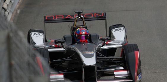 龙之队张扬的个性，前后翼搭配减少阻力，回味无穷