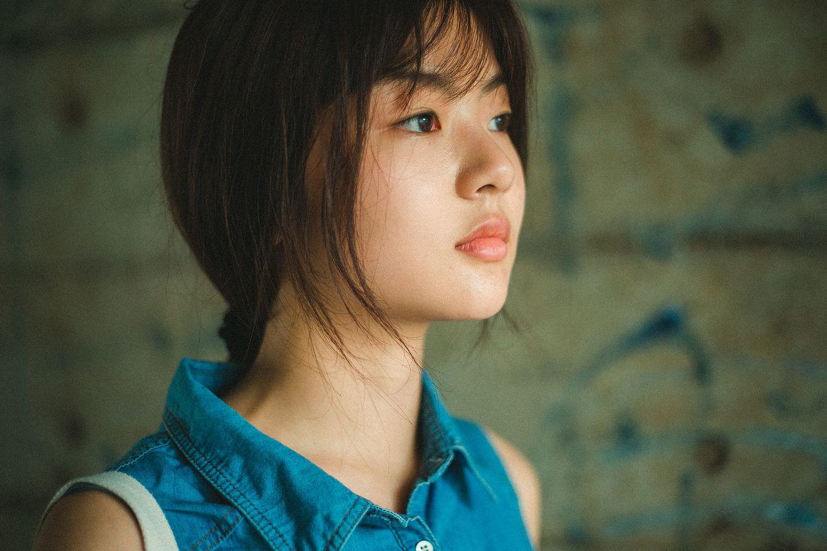 摄影分享:零零后素颜美女游东京