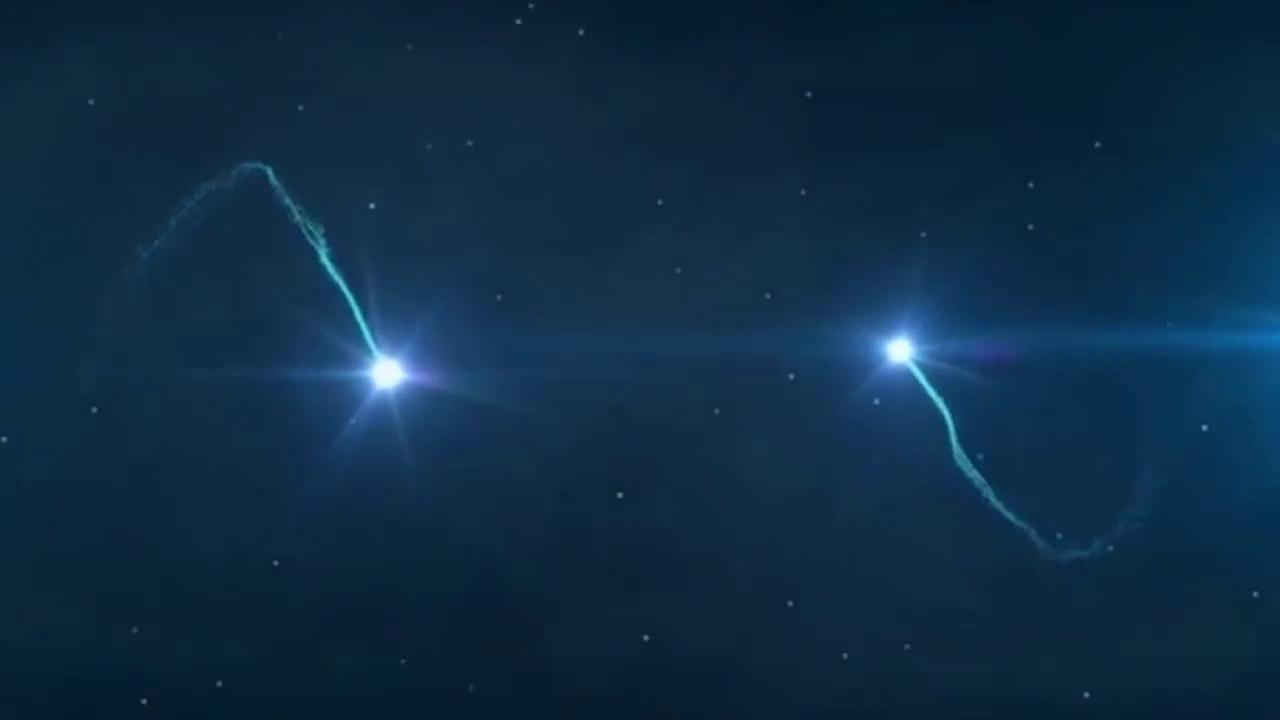 赛车场现奇葩改装车，车尾像“孔雀开屏”？网友：这配置，没毛病