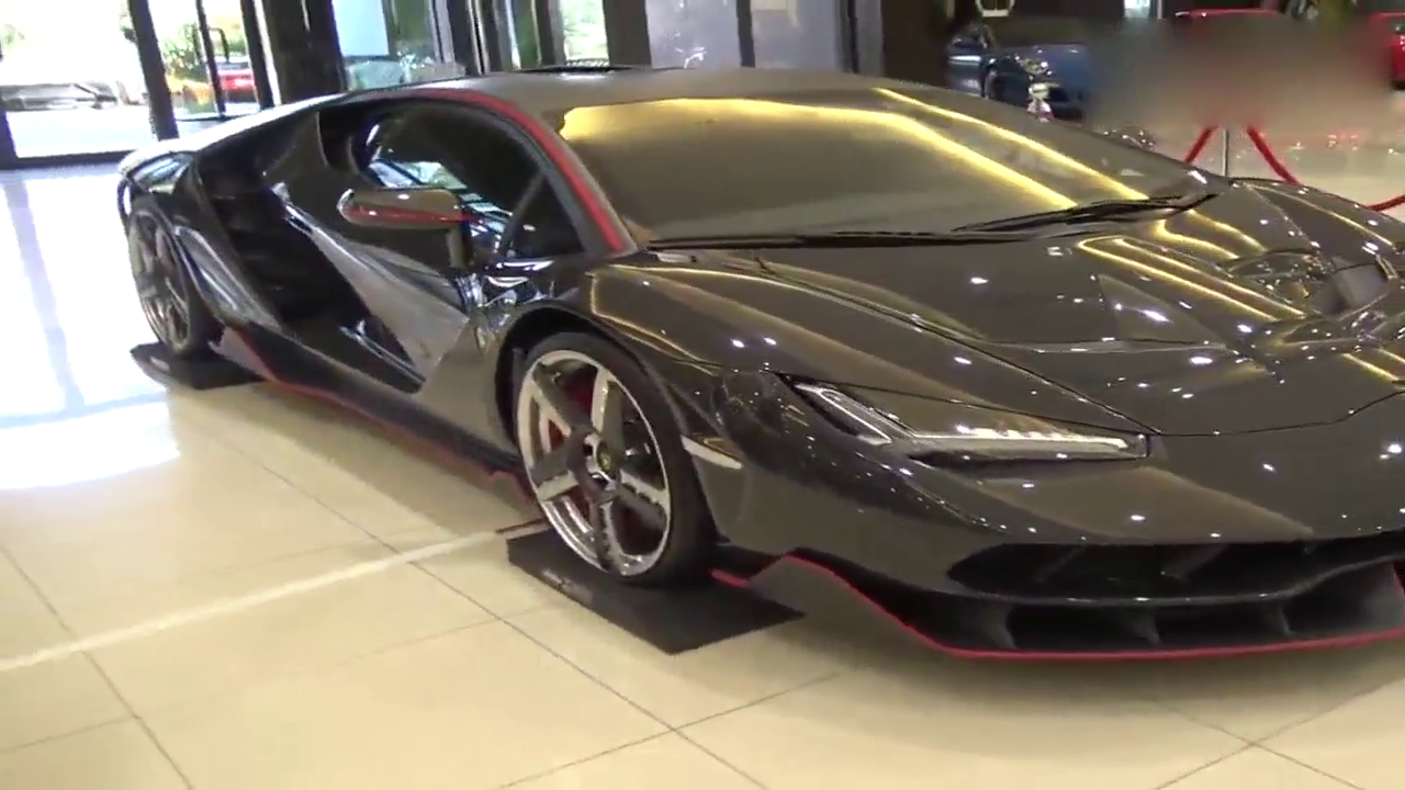 车展看到一台兰博基尼“百年世纪”，这颜值太突出了！