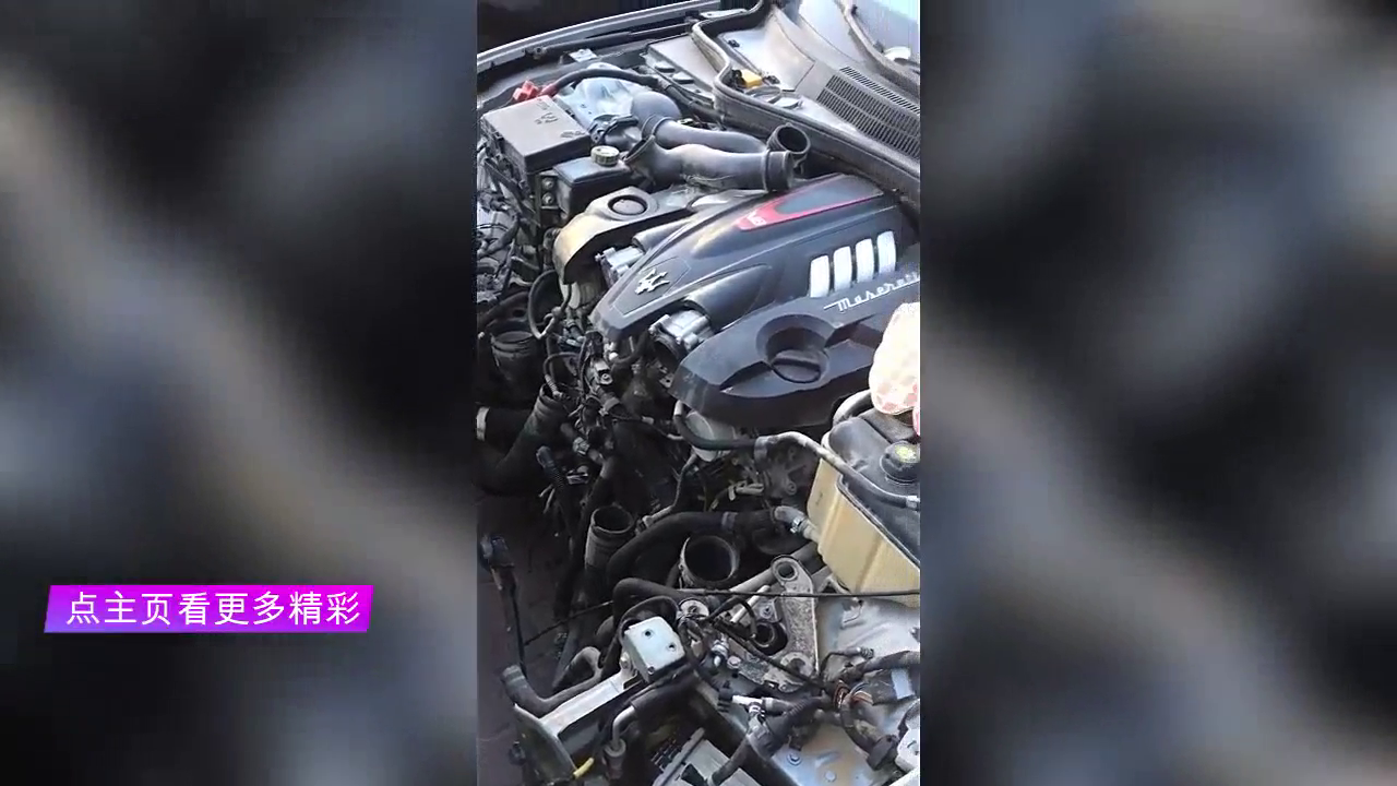 实拍迪拜报废了的最快四门跑车