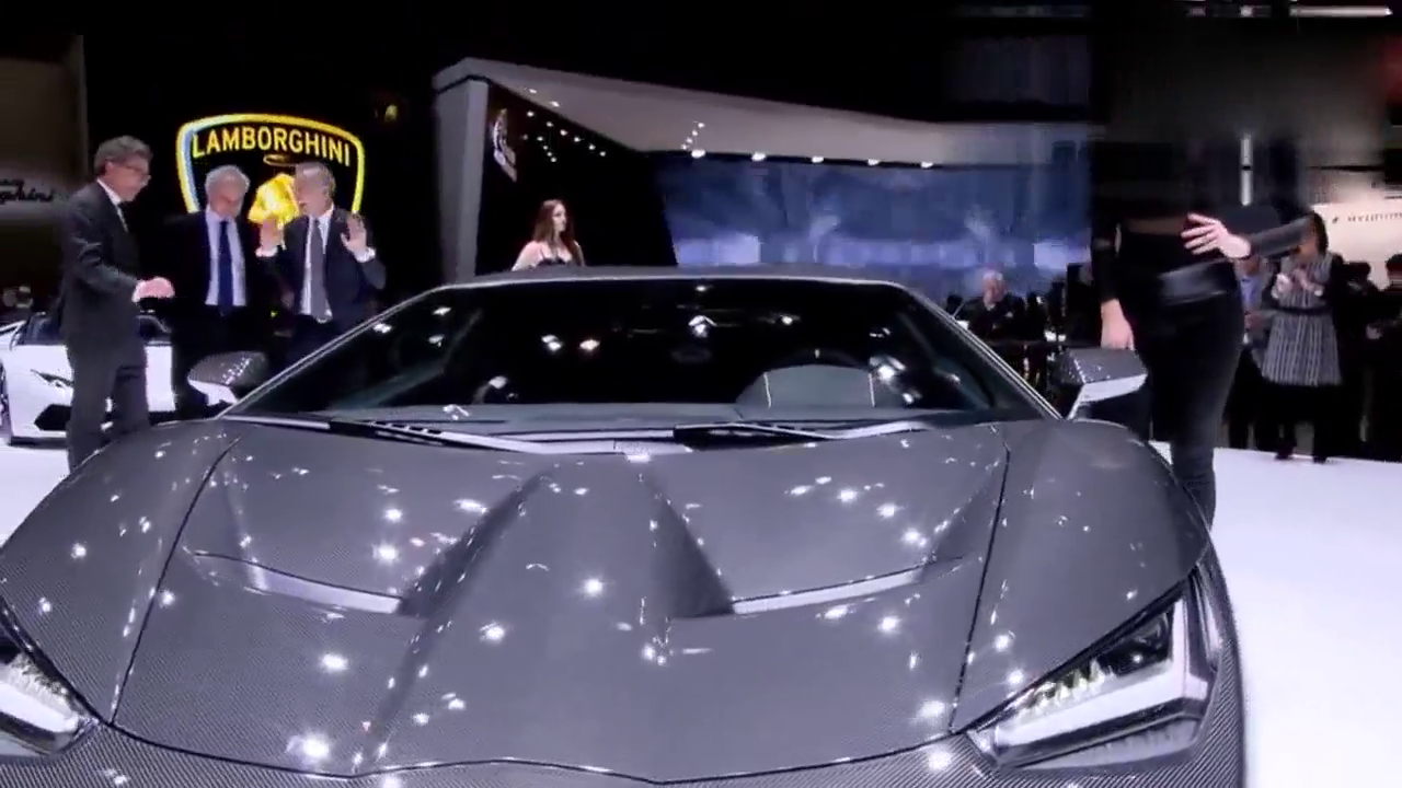 车展上看到这台四千万的兰博基尼百年纪念款，有点走不动道了