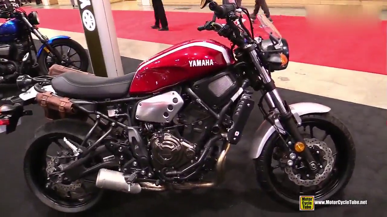 性价比最高的中型车！2018 雅马哈 XSR 700车展实拍