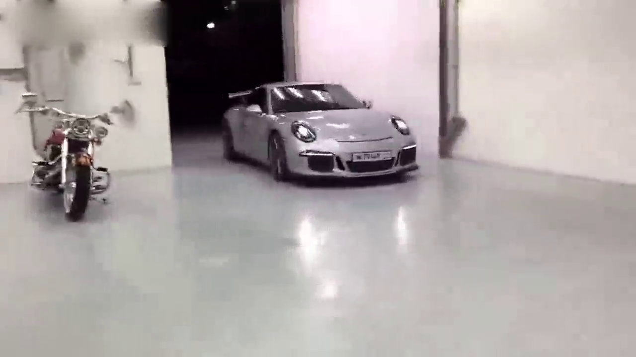 都是狠角色 赛道实拍多辆性能车 超跑