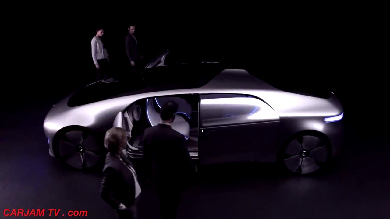 未来汽车设计，车座位可自由旋转，车门可触控！