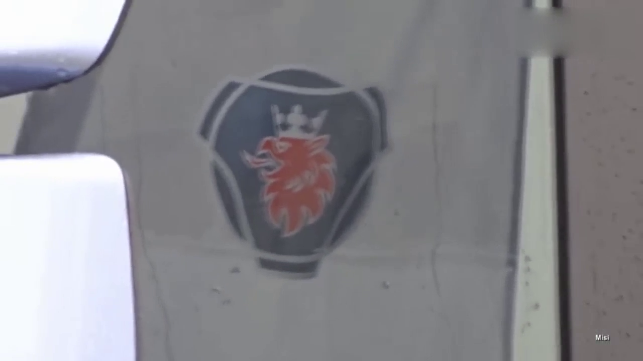 比奔驰还豪华的卡车，坐到驾驶室那一刻，瞬间觉得110万值了