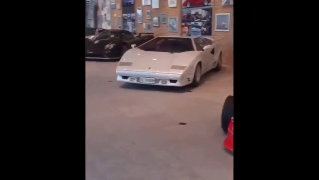 帕加尼4S店，都是全球最稀有的精品跑车