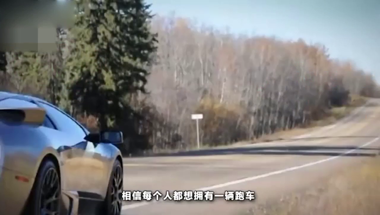 小伙把五菱货车改成“跑车”，还加了跑车引擎和欧翼门！