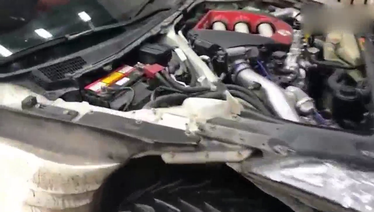 爆改战神GTR跑车，你们注意到发动机了吗？