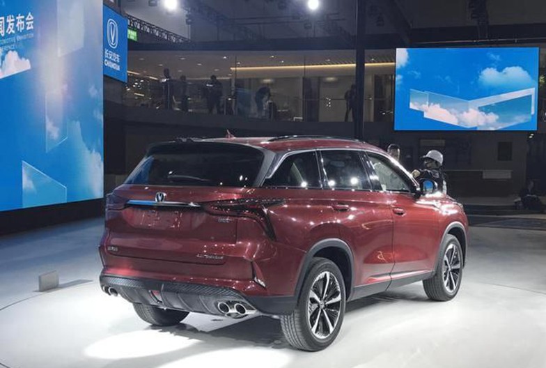 2019款长安cs75 plus实车来了,会火