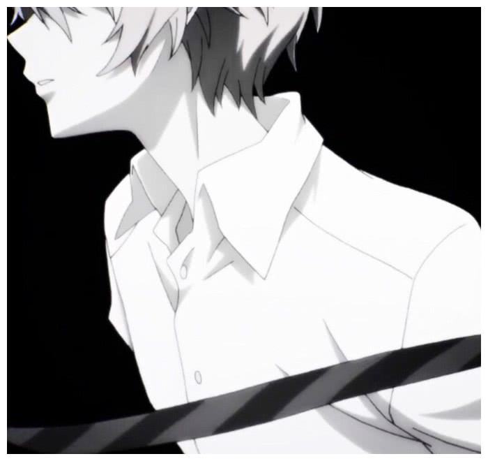 微丧·旧漫风·动漫头像:“揪心狂喜,爱里行乞”