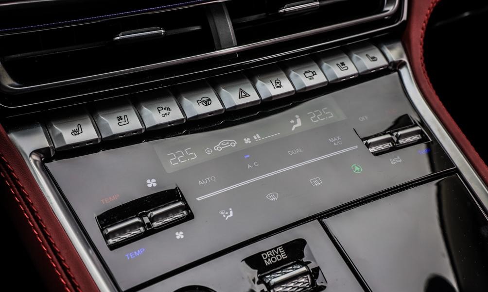 「新车」长安CS85 COUPE上市 官方指导价13.69-16.99万元