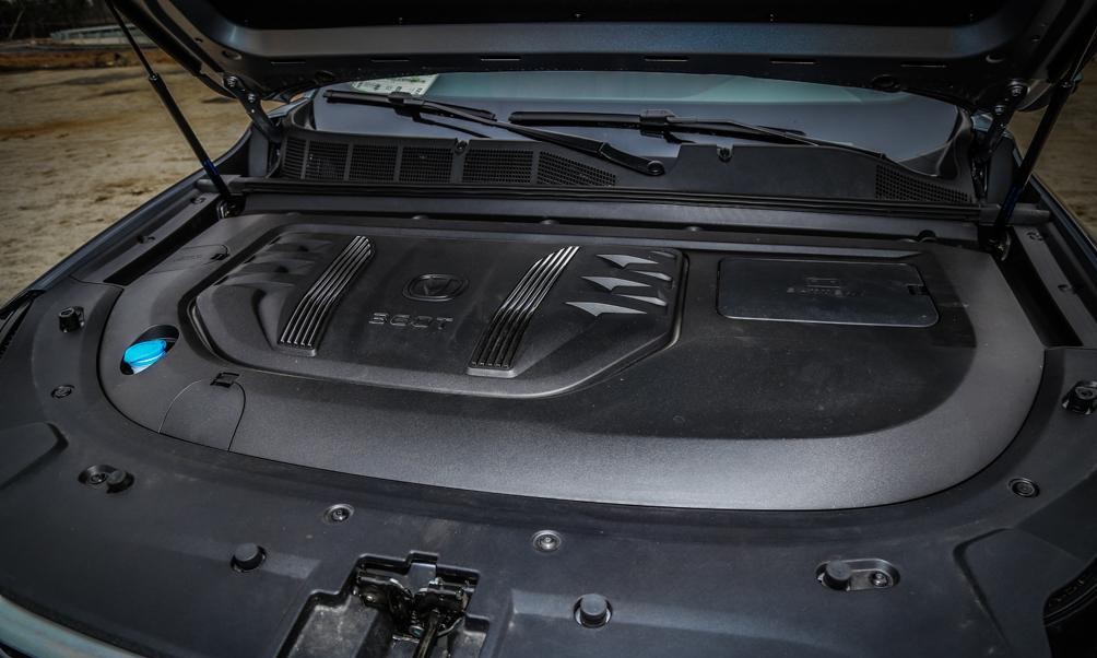 「新车」长安CS85 COUPE上市 官方指导价13.69-16.99万元