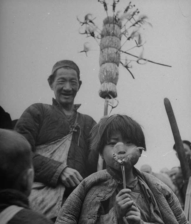 1947年的中国什么样46张老照片记录战乱年代的百姓生活