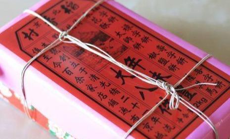 以前过年串亲戚常带的5种礼物,第4种是小孩最爱,今年准备带啥?