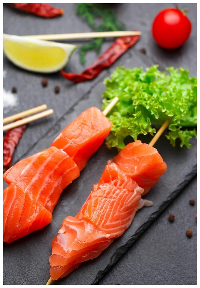 疫情反弹，专家：三文鱼不可能是病宿主，源头到底在哪...