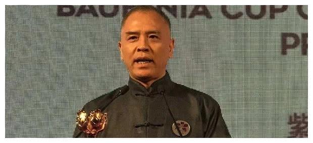 海马董事长喊话:买新能源汽车有两类人,一类是土豪,一类是穷人
