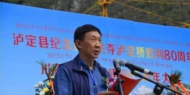 秦基伟子女如何了女婿是空军副司令，大儿子更“牛”更厉害！