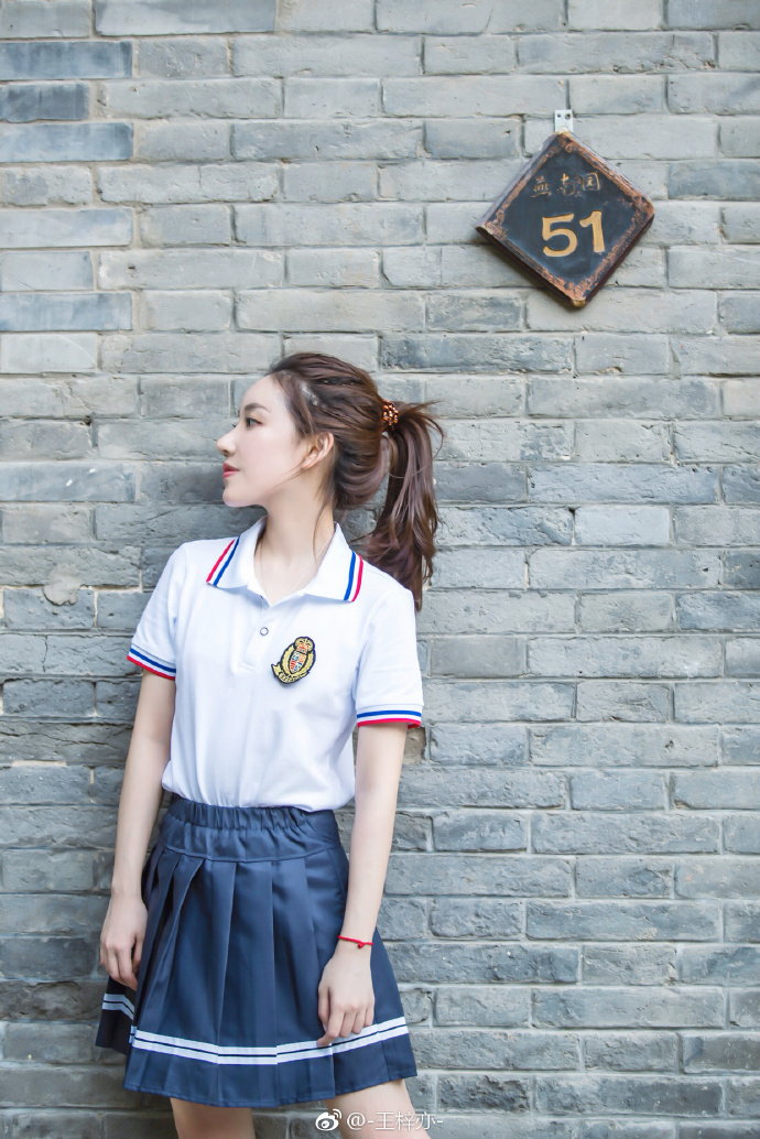 中国传媒大学女演员王梓亦写真美照欣赏_高清图集_新浪网