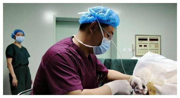 剖腹产后的这2个隐藏“后遗症”，生二胎可能会显现出来，别忽视